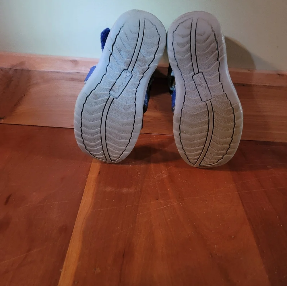 Paul Pirate Size 10 toddler sandals - Picture 3 of 4